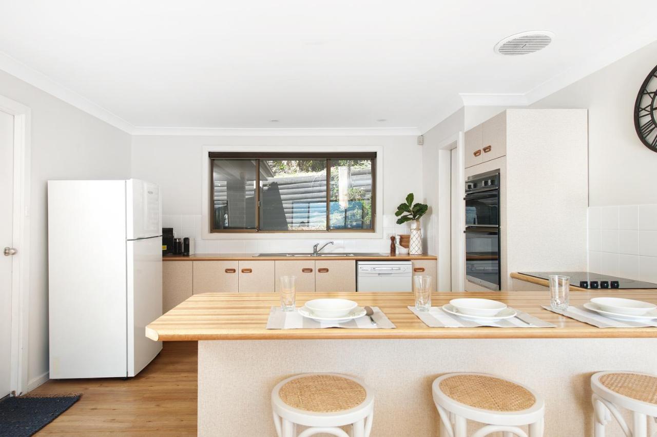 Dutchie'S Dream - Glorious Views And Opposite Dutchies Beach Nelson Bay Extérieur photo