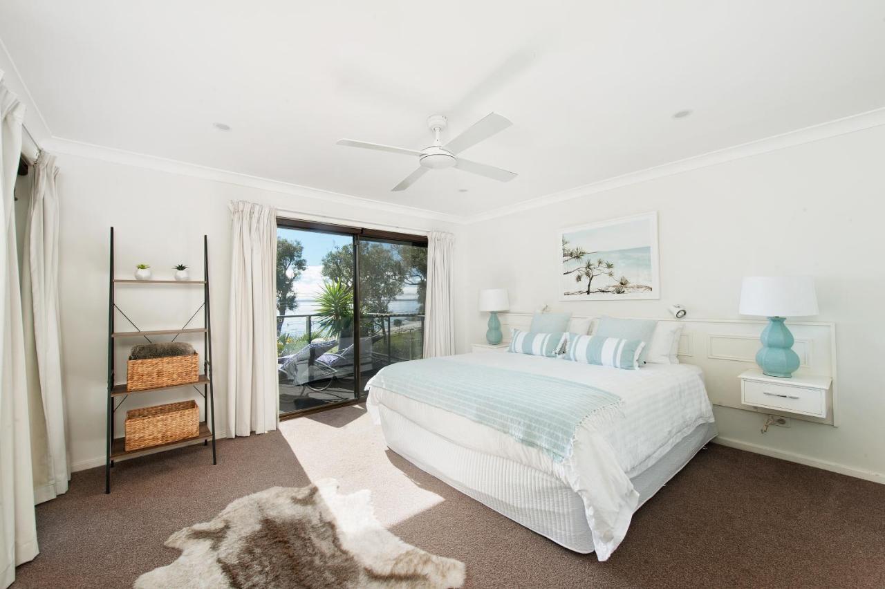 Dutchie'S Dream - Glorious Views And Opposite Dutchies Beach Nelson Bay Extérieur photo